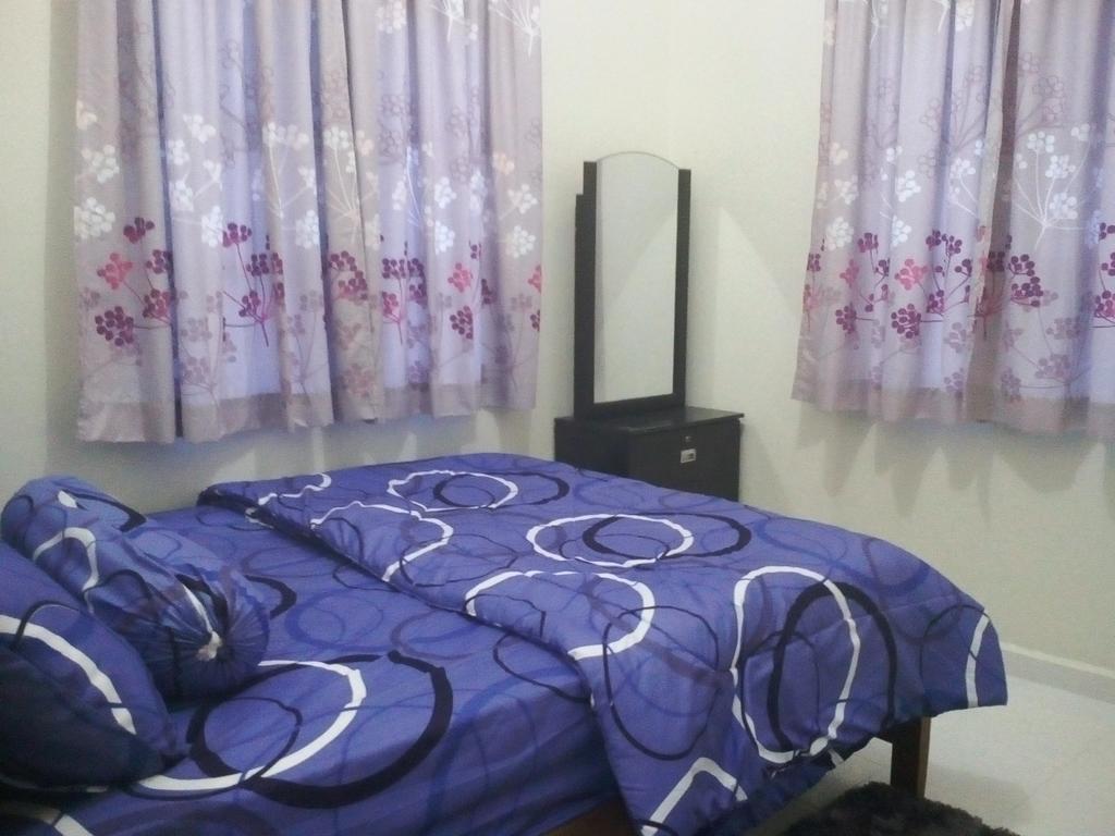 Teratak Tok Wan 1 And 2 Villa Kota Bharu Exteriör bild